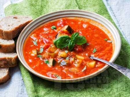 Супа Рататуй с патладжан, тиквичка, чушки, домати и ароматни подправки - снимка на рецептата